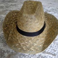 каубойска шапка, снимка 1 - Шапки - 45382462
