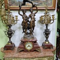 Огромен изключително красив антикварен френски каминен часовник с 2 свещника , снимка 7 - Антикварни и старинни предмети - 45872785