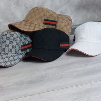 шапки с козирка на едро , снимка 1 - Шапки - 45129790