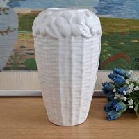 Елегантна порцеланова винтидж ваза, Португалия, снимка 1 - Антикварни и старинни предмети - 45698969
