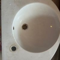 Продавам порцеланова мивка с алпака сифон, снимка 3 - Мивки - 45910815
