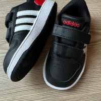 Детски маратонки Adidas Hoops 2.0, снимка 1 - Детски маратонки - 45524337