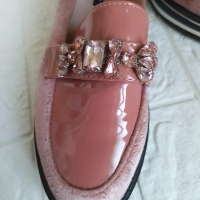 Нови велурени обувки с камъни, снимка 8 - Дамски ежедневни обувки - 40593066