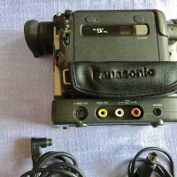 видео камера - Panasonic 3CCD  - NV - DX 100 - VSK 0499 + 9 касети +  Tripod VZ - CT 55., снимка 5 - Камери - 44941640