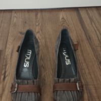 Обувки от естествен велур на MJUS, снимка 3 - Дамски обувки на ток - 45216908