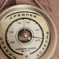 руски барометър от СССР, снимка 2 - Стенни часовници - 45439109