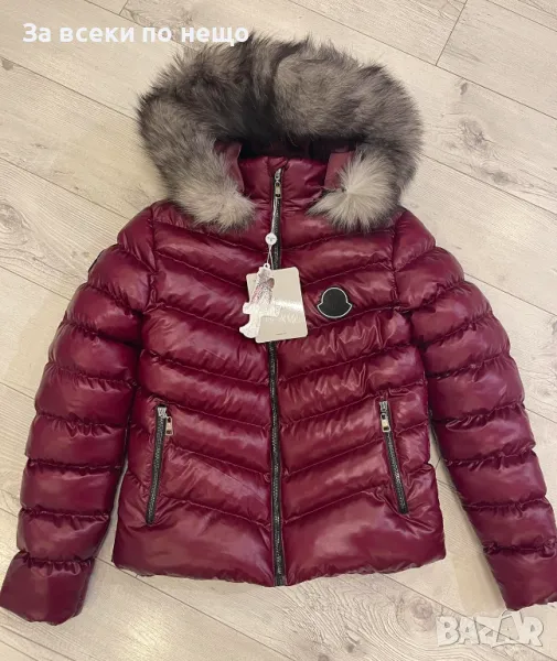 Дамско зимно яке с естествен косъм от лисица на качулката Moncler Код D1350, снимка 1