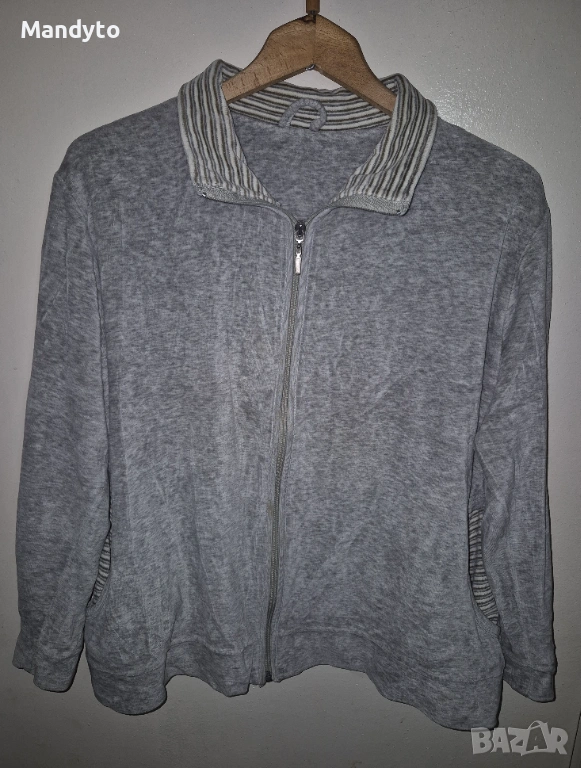 Плюшен суичър без качулка, снимка 1