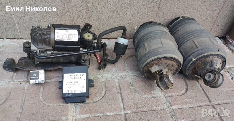 Компресор за въздушно окачване Mercedes W211 W219 W220, снимка 1