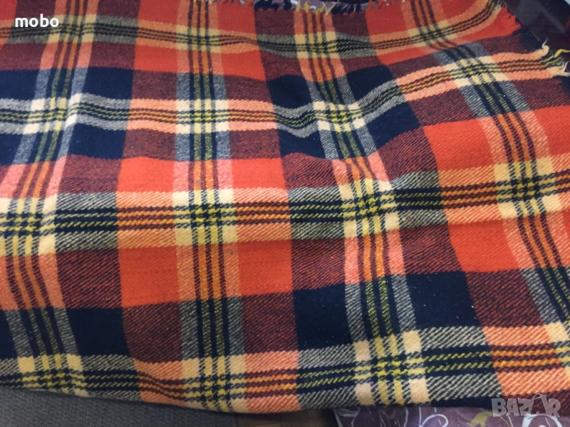 РОДОПСКО ОДЕЯЛО - ново. Състав: 100% вълна.Размери : 215 см/ 150 см., снимка 1