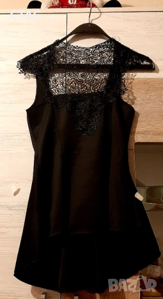 Ефектна и кокетна раздвижена туника ,с италианска дантела, снимка 1