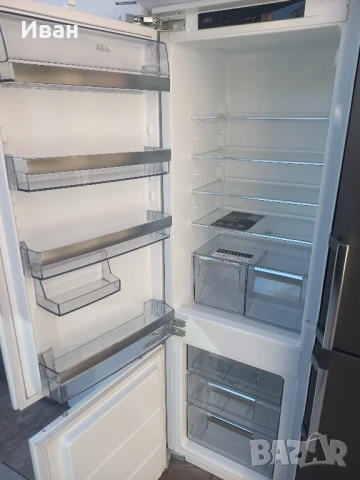 Хладилник фризер АЕГ, снимка 2 - Хладилници - 51052746