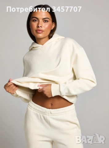 Спортен екип с права кройка