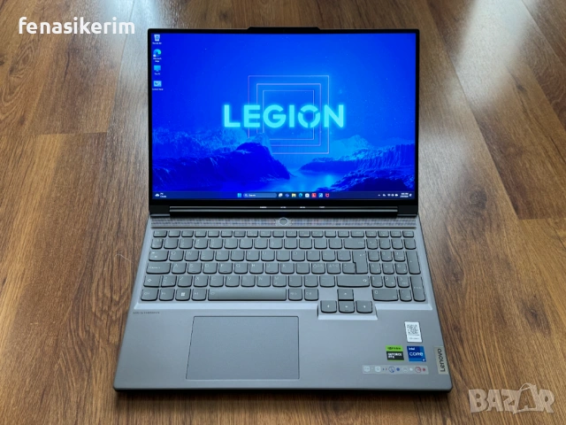 ЧИСТО НОВ 16' 2.5K 240Hz i7-13700H Lenovo Legion Slim 7 32GB DDR5/1TB NVMe/Nvidia RTX 4060 8GB, снимка 2 - Лаптопи за игри - 53415676