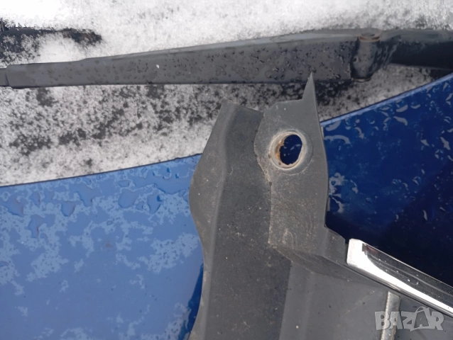 Решетка с емблема VW Passat 5.5, снимка 2 - Части - 53484038