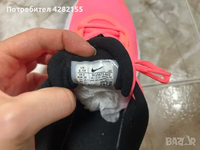 Дамски обувки Nike , снимка 3 - Маратонки - 47767226