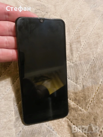 Продавам Самсунг а50 