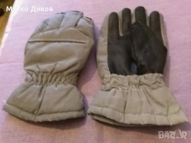 Детски топли ръкавици светлоотразителни нови 8-10години, снимка 2 - Други - 53237538