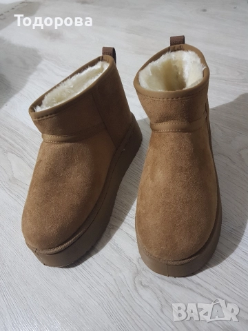 ботуши/ боти, снимка 2 - Дамски боти - 52656338