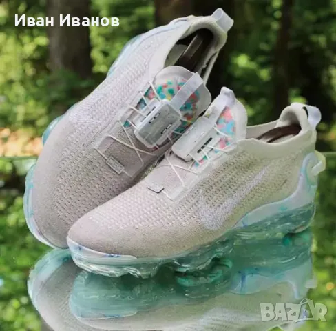 оригинални маратонки NIKE AIR VAPORMAX 2020 FLYKNIT  номер 42 ,5 , снимка 3 - Маратонки - 47233484