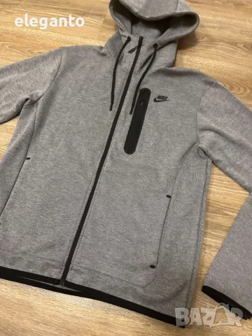 Суитшърт с качулка Nike Sportswear Tech Fleece  Full-Zip Winterized Hoodie ХL, снимка 6 - Спортни дрехи, екипи - 48538825