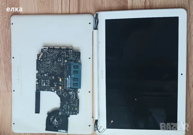 MACBOOK 2010/за части, снимка 1 - Части за лаптопи - 48145020