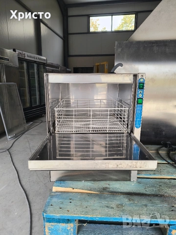 Подбарова съдомиялна машина -- Италия , снимка 5 - Обзавеждане за заведение - 53467098