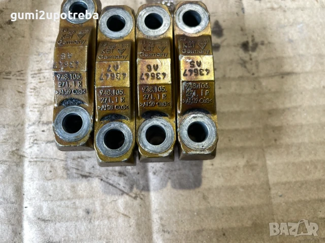 Скоба Петичка Разпределителен Вал 9481052801R Porsche Cayenne 957 4,8I V8 385ps 2007, снимка 3 - Части - 50795236