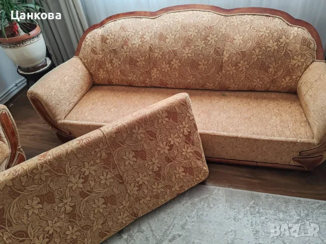 Продавам два дивана комплект 2 и 3 , снимка 9 - Дивани и мека мебел - 50364593