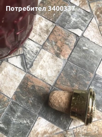 Празни бутилки от Шивас Роял Руби Флагон - 21г Курвоазие ГленФидих-12г, снимка 3 - Колекции - 53937962