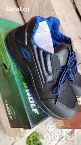 обувки с метално бомбе 43