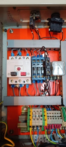 Електрически пускател, снимка 2 - Други машини и части - 54089028