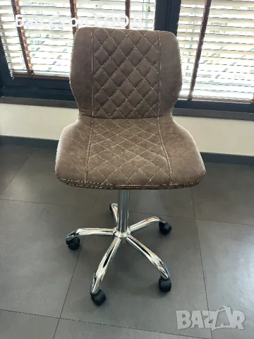 Висок Стол на колелца Jack + доставка и 24м гаранция, снимка 3 - Столове - 49942768