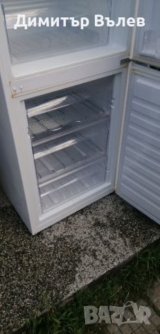 Комбиниран хладилник Whirlpool WBE 3411 A+W с долно стоящ фризер 
Общ обем: 338 л., снимка 4 - Хладилници - 46464523