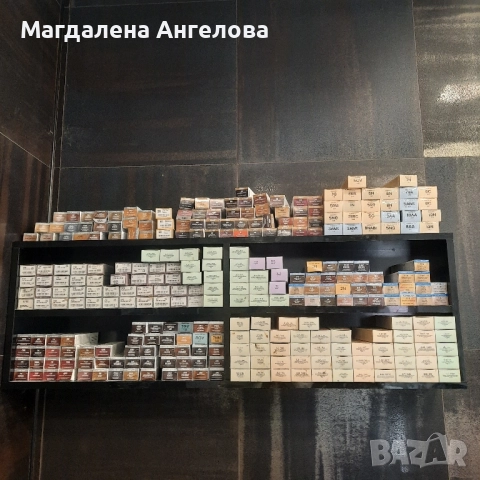 Дървени черни стелажи , снимка 3 - Стелажи и щандове - 51971812