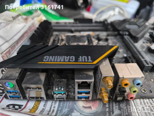 Дъно Asus Z490, снимка 2 - Дънни платки - 50853476