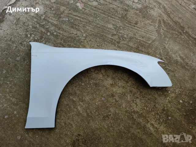 Преден десен калник ауди А4 B8, снимка 1