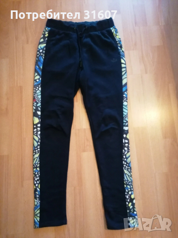 Спортен екип - ADIDAS, снимка 2 - Спортни екипи - 54244430