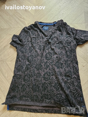 мъжки тениски комплект  L и XL Boss, Pause, Zara, Bershka, снимка 5 - Тениски - 53063698