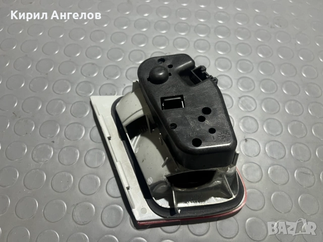 Малките стопове на багажника за BMW E46 Седан, снимка 4 - Части - 53328794