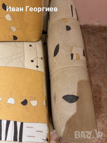 Диван тройка  200см  и две табуретки , снимка 8 - Дивани и мека мебел - 51411665