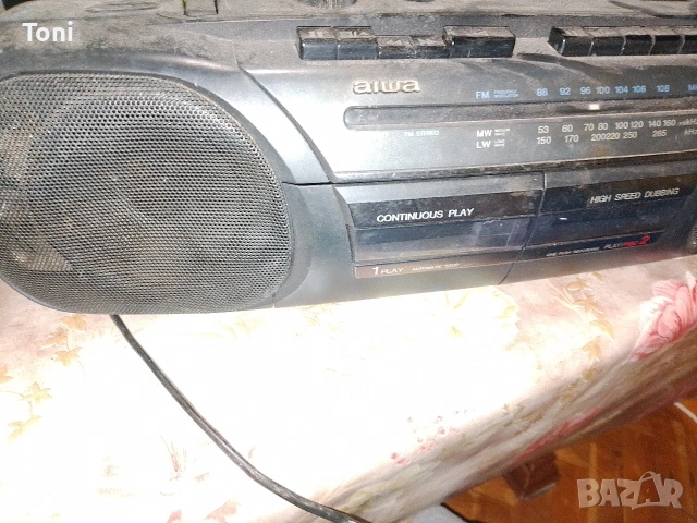 касетофон aiwa cs-w525, снимка 3 - Радиокасетофони, транзистори - 53977363
