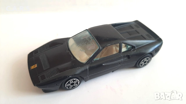 Bburago Ferrari GTO MADE IN ITALY - Мащаб 1:43, снимка 2 - Колекции - 54088860