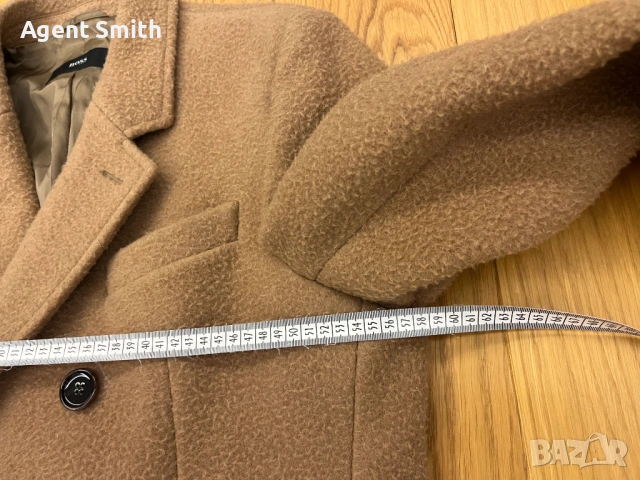 Палто Hugo Boss размер 52, снимка 9 - Палта - 53603461