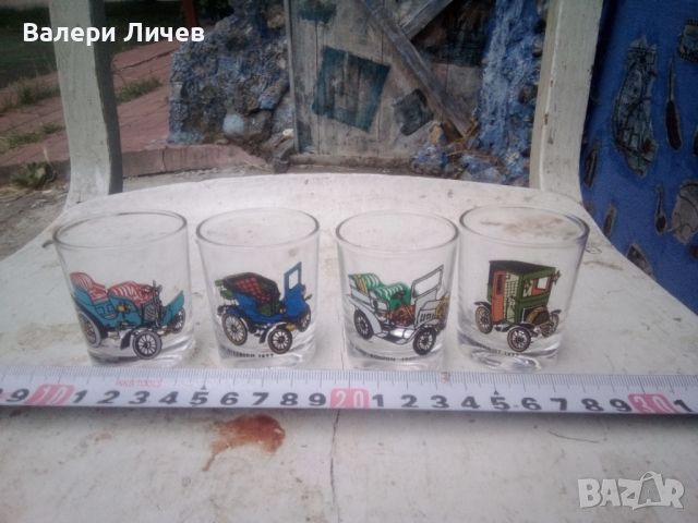 Колекционерски чашки за ракия , снимка 1 - Антикварни и старинни предмети - 46389621