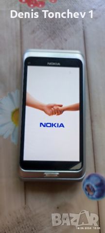 продавам телефон  Nokia E7, снимка 1 - Други - 46245820