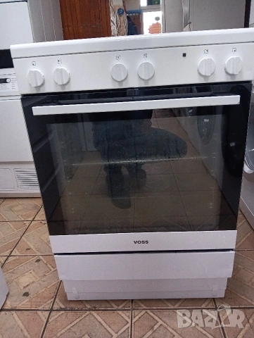 Като нова свободно стояща печка с керамичен плот Voss с две години гаранция!, снимка 10 - Печки, фурни - 53613598