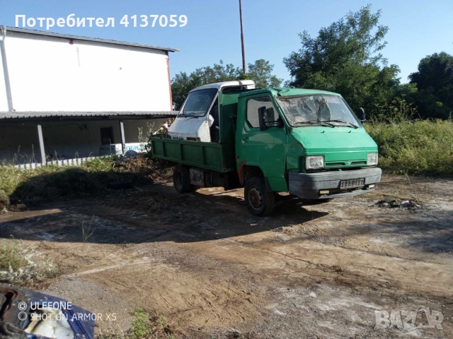 Нисан Трейд самосвал на части