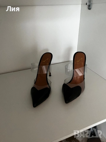 Alaia 35 черни обувки сърца, снимка 2 - Дамски обувки на ток - 54020910
