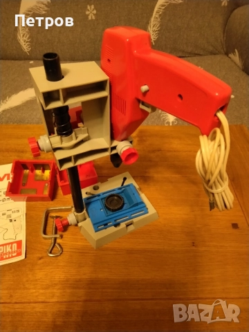 Продавам детска играчка бормашина със стойка Piko hobby SM3 / 12 V, снимка 3 - Електрически играчки - 52448310